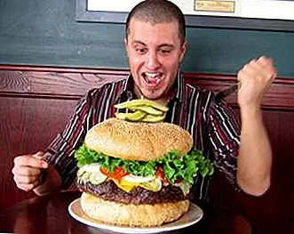 Почему гамбургер называют гамбургером