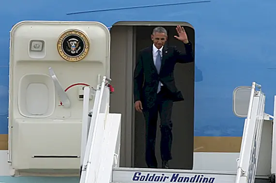 Почему президенты получают помилование людей в конце их условий?