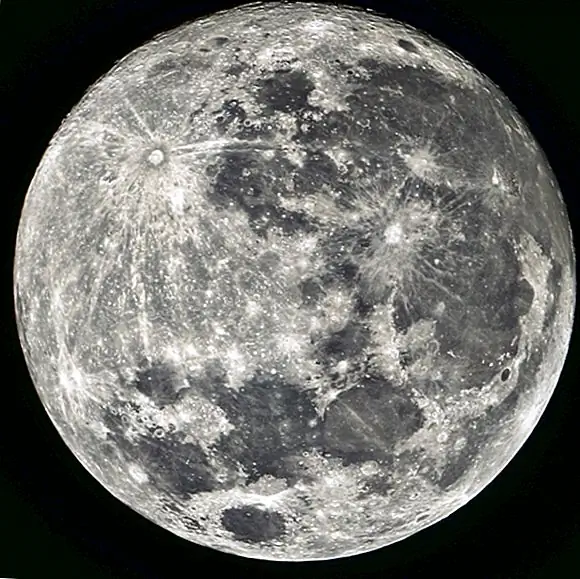 Почему одна и та же сторона Луны всегда граничит с Землей