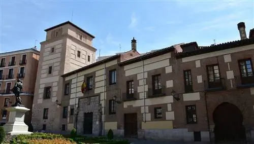 Дом и башня Луханеса