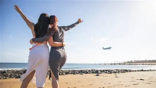 Больше всего тратят во время путешествий испанцы - канарцы