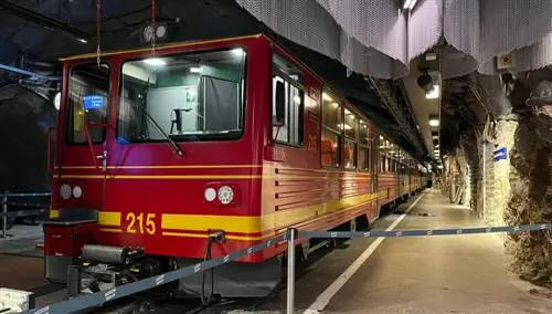 Самый высокий железнодорожный вокзал Европы в Юнгфраухе