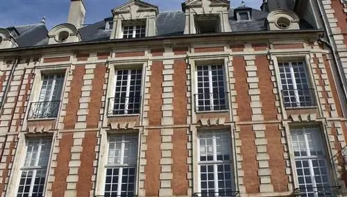 Площадь Вогезов. Париж