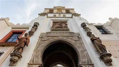 Пуэрта-дель-Пердон Севильского собора: любопытная легенда и тайна, которую она скрывает