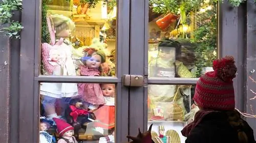 Это города, которые, как и Три мудреца, успокоятся после Рождества