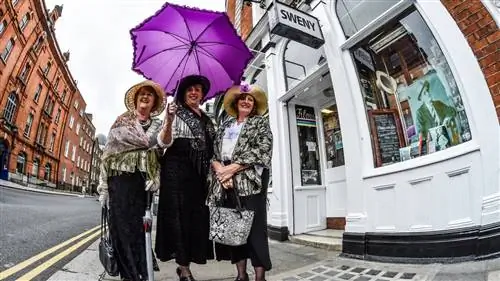 С Днем Цветения! Также в Мадриде