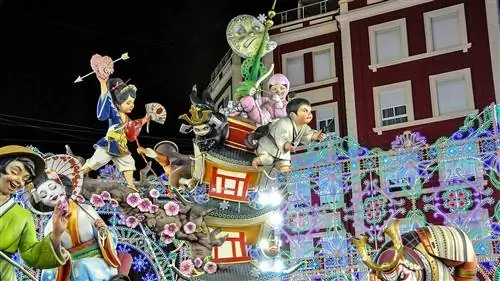 Валенсийские Фальяс: 5 диковинок, о которых вы, вероятно, не знали