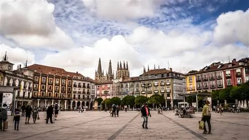 Бургос, запоминающийся и вкусный осенний отдых