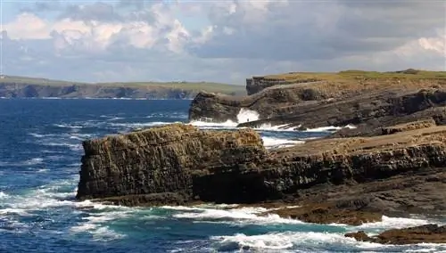 Петлевые скалы