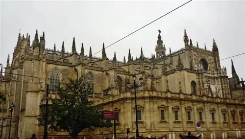 Собор Санта-Мария-де-ла-Седе в Севильи