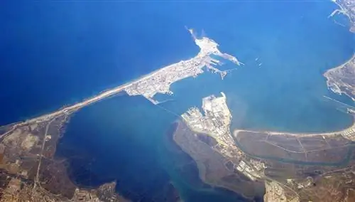 Вид с воздуха на залив Кадис