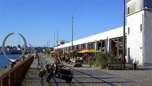 Банановый ангар