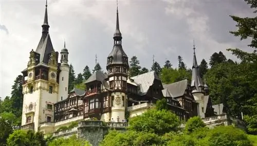 Замок Пелеш