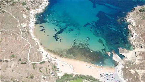 Гнейна бухта