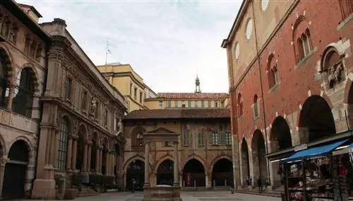 Пьяцца Мерканти