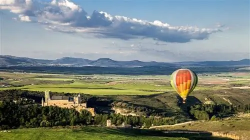 Это лучшие места в Испании для полетов на воздушном шаре