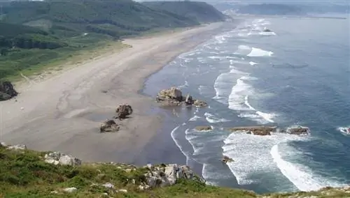 Кантабрийское море и часть Галисии, прохладный оазис Испании в разгар жары.