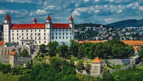 Братислава
