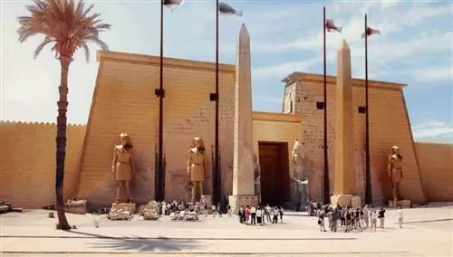 Луксорский храм