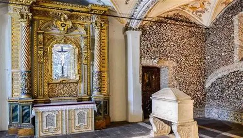 Часовня костей. Эвора