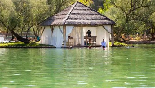 Термальное озеро Альама-де-Арагон