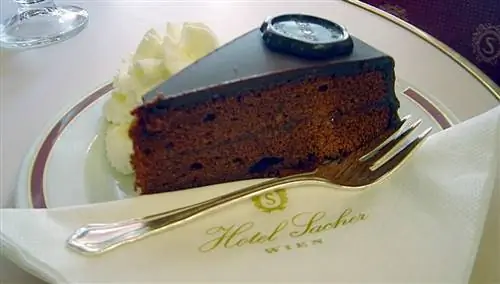 Отель Захер