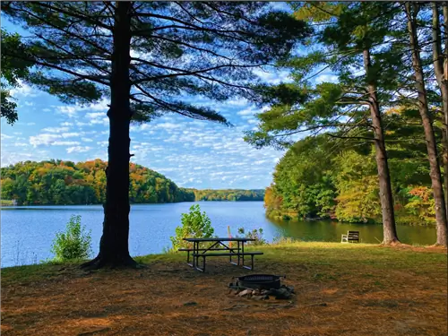 22 лучших места для кемпинга в США и Канаде этой весной