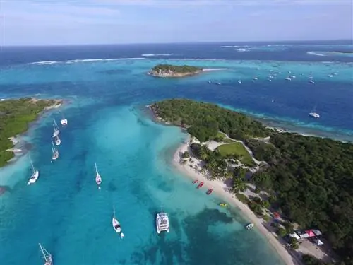 Путешествие по Карибскому морю: полное руководство по посещению популярных карибских островов этой осенью