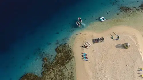 Достопримечательности и чудеса Красного моря Саудовской Аравии