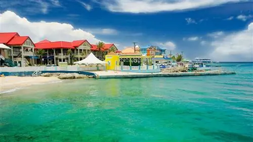 18 островов, идеальных для отдыха в теплую погоду