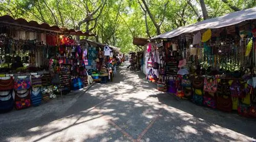 Шопинг в Пуэрто-Вальярта