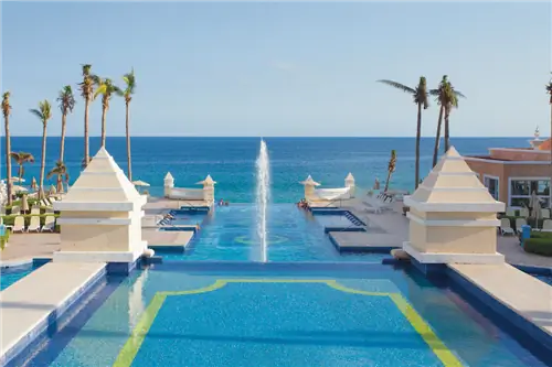 Отремонтированный отель Riu Palace Cabo San Lucas вновь открывается
