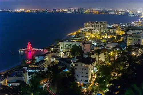 Встреча Нового года на тихоокеанском побережье Мексики