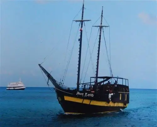 Аваст! Праздник и веселье на борту пиратского корабля Косумеля