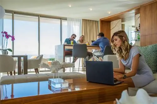 Работа и учёба на Ривьере Наярит