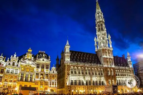 Гран-Плас ночью