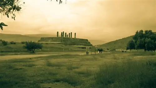 Мир по соседству