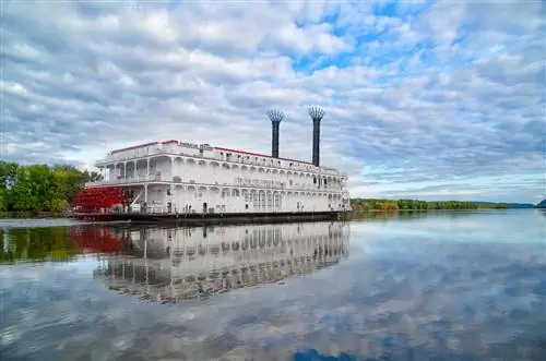 Старое встречает новое на борту американской герцогини