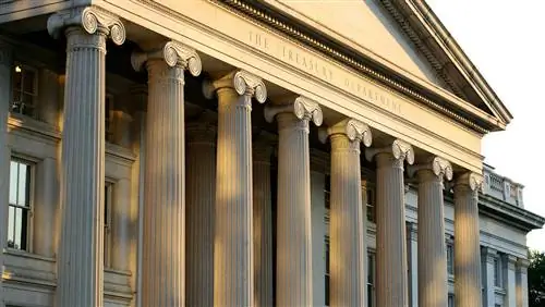 Неискреннее министерство финансов неправо менять условия стимулирования авиакомпаний