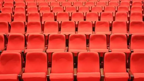 Лондон готовится поднять занавес