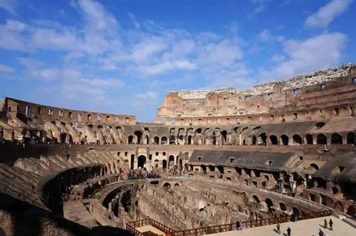Римский Колизей в Риме, Италия
