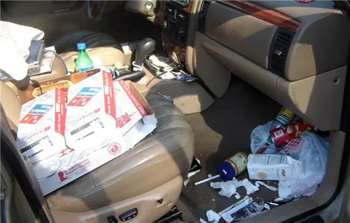 Как сохранить порядок в машине во время поездки