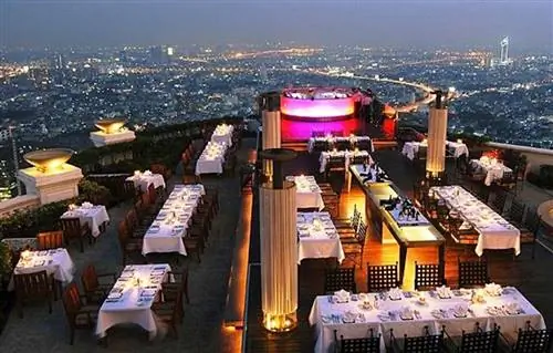 8 баров с лучшими видами в мире