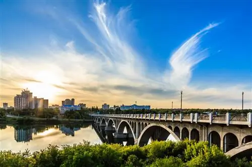 15 лучших мест, где можно попробовать кулинарию Саскатуна