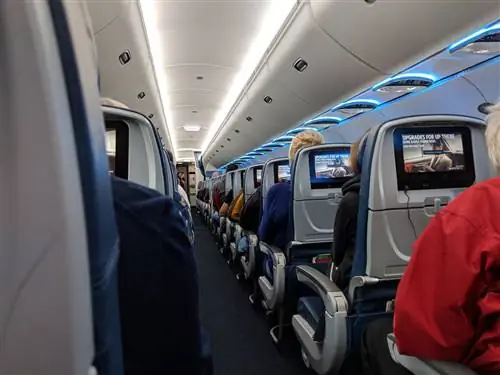 Должны ли быть обязательные размеры сидений в самолете?