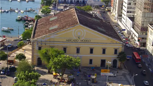 Внутри бразильского Mercado Modelo