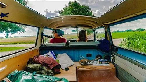 Похоже, вам не помешала бы поездка