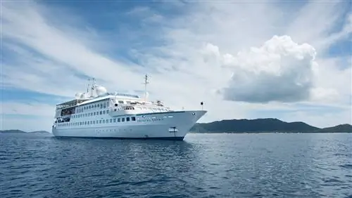 Готовьте свой отпуск: беф по-бургундски от Crystal Cruises