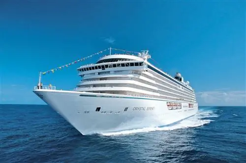 Персональный прием на борту Crystal Cruises