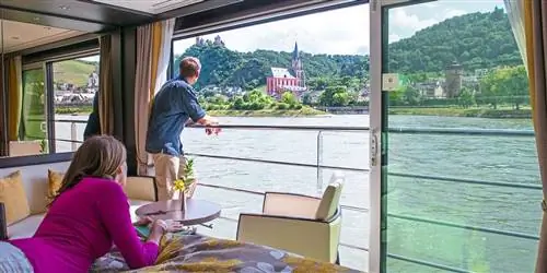 Погрузитесь в круиз по реке Авалон